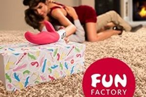 Коробочка для хранения Fun Factory в подарок!