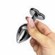 Дополнительное фото Анальная пробка EGZO Dark Silver Heart Plug M серебристая с салатовым кристаллом 8,2 см