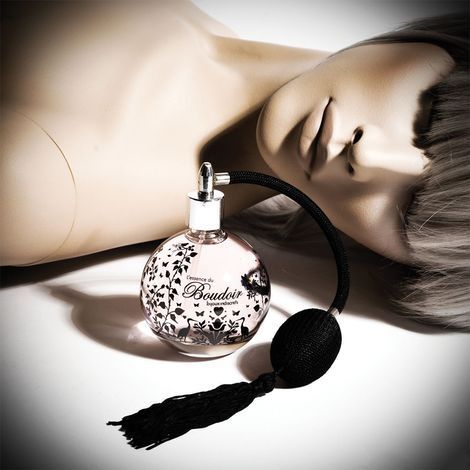 Основное фото Парфюм для белья и постели "Восточно-цветочный" Bijoux Indiscrets L&acute;Essence Du Boudoir 100 мл